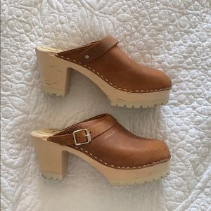 Lotta from Stockholm high heel tractor sole clog